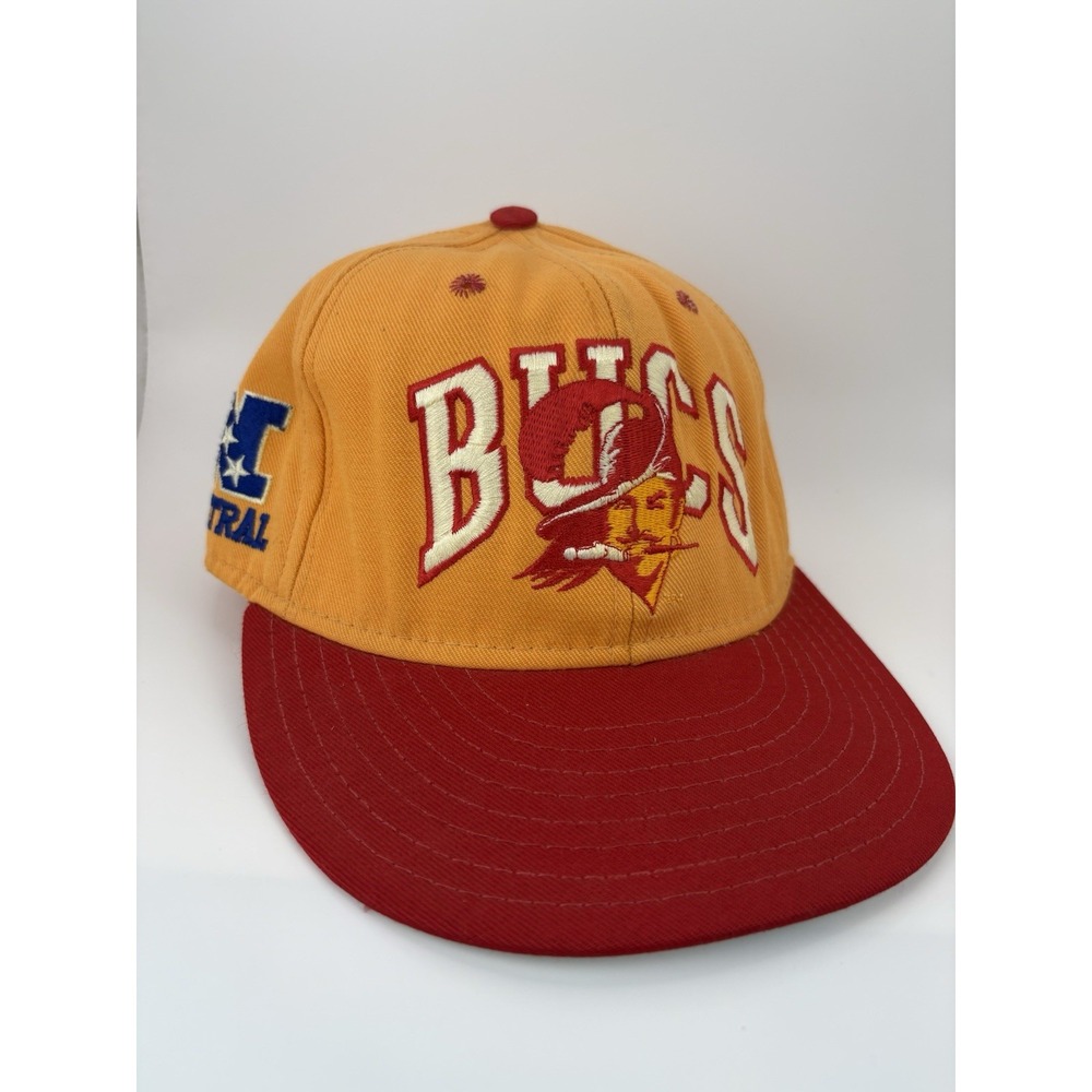 Vintage Tampa Bay Buccaneers Double Logo Fitted Hat 7 1/2 USA NFL Bucs Cap